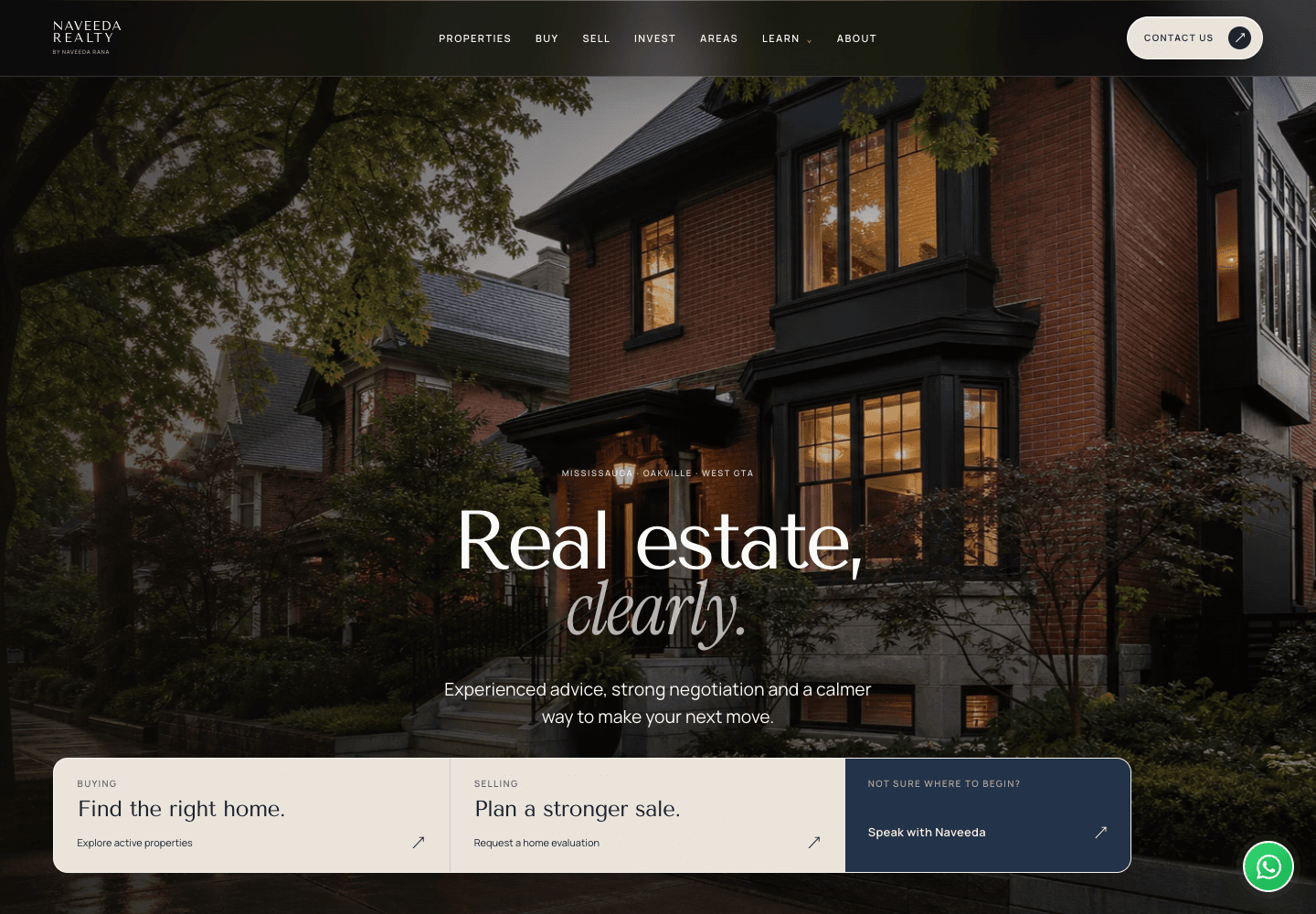 Naveeda Realty desktop homepage with buying and selling paths
